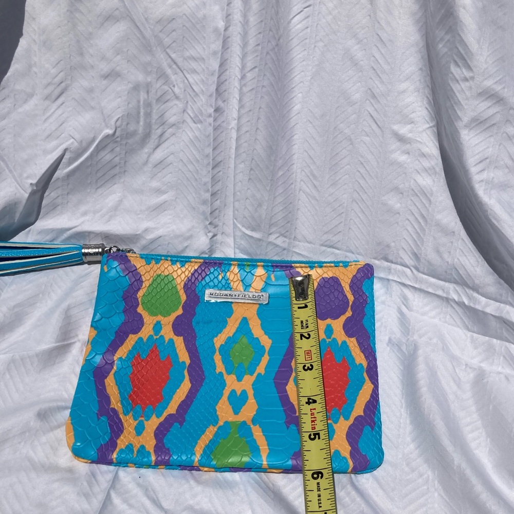 Rodan Fields Clutch-Cosmetic Bag